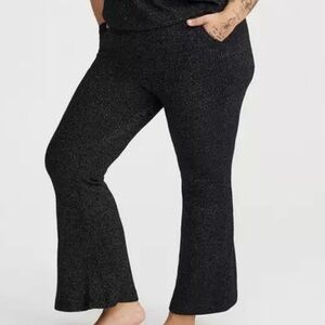 NWT Torrid shimmer rib pull on flare stretch black silver lounge pants size 1X